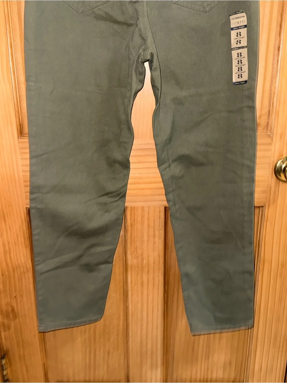 NWT Liz Claiborne Lizwear Women’s Olive Relaxed Fit Twill Jeans-8S